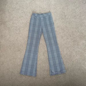 Mid Rise Houndstooth Flare Pants